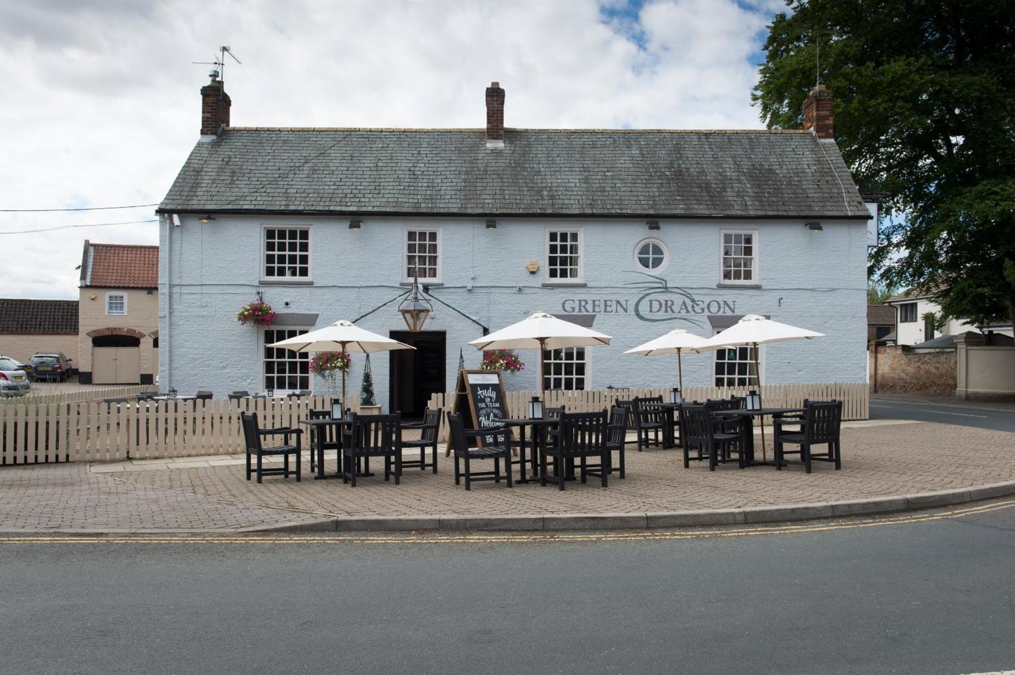 Green Dragon, Welton By Marston'S Inns South Cave Exterior photo